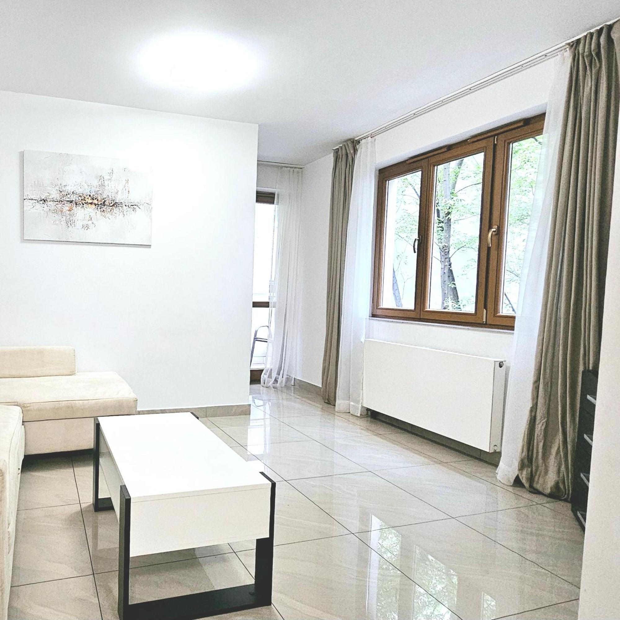 Apartament Quiet Apartment Krakow Ngoại thất bức ảnh